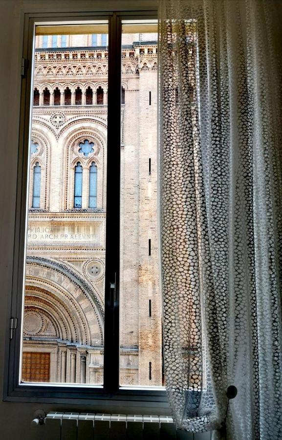 Camera E Bagno Privato A 3 Minuti Dalla Stazione Bologna Buitenkant foto